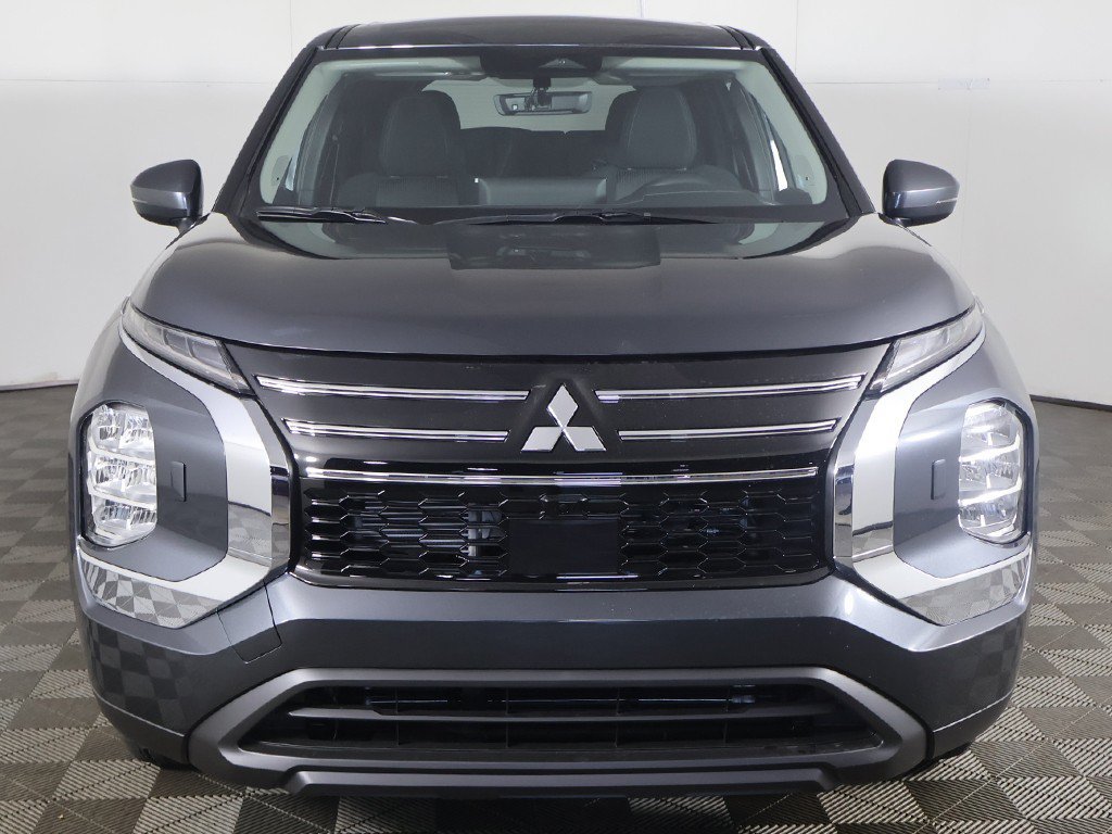 New 2026 Mitsubishi Outlander ES AWD/4WD image 10