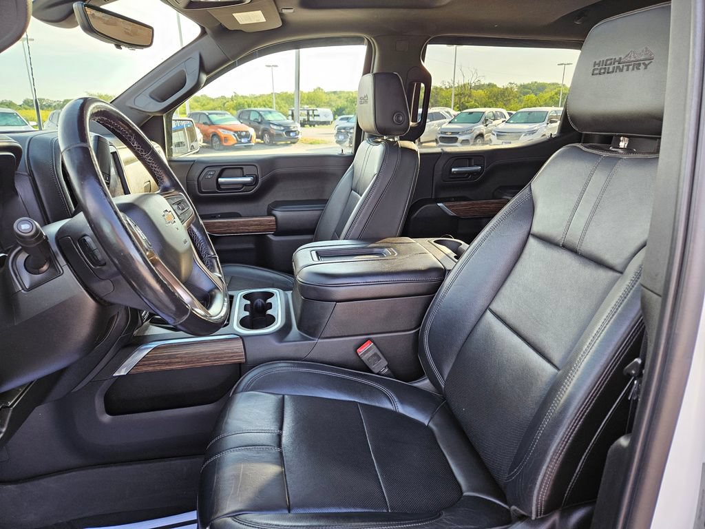 Used 2019 Chevrolet Silverado 1500 High Country w/ Technology Package AWD/4WD image 23