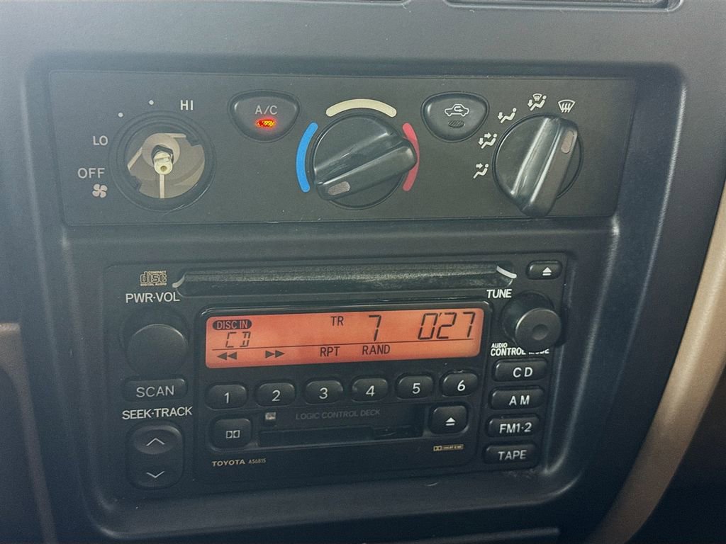 Used 2004 Toyota Tacoma 2WD Xtracab image 15