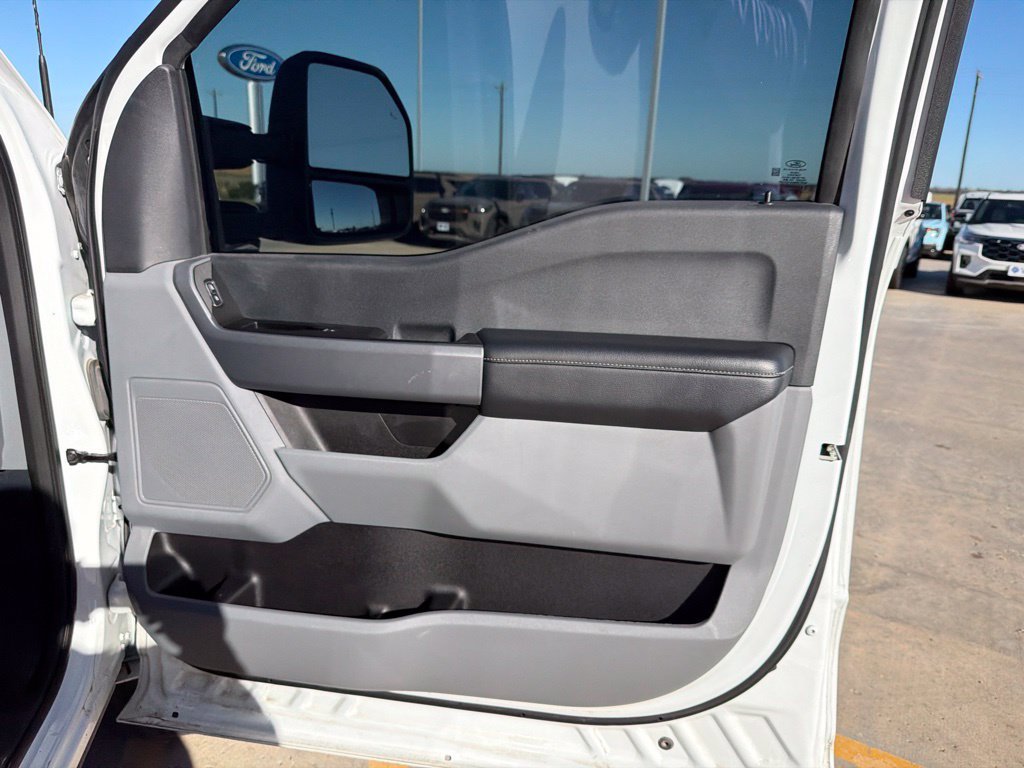 Used 2023 Ford F250 XL w/ STX Appearance Package AWD/4WD image 39