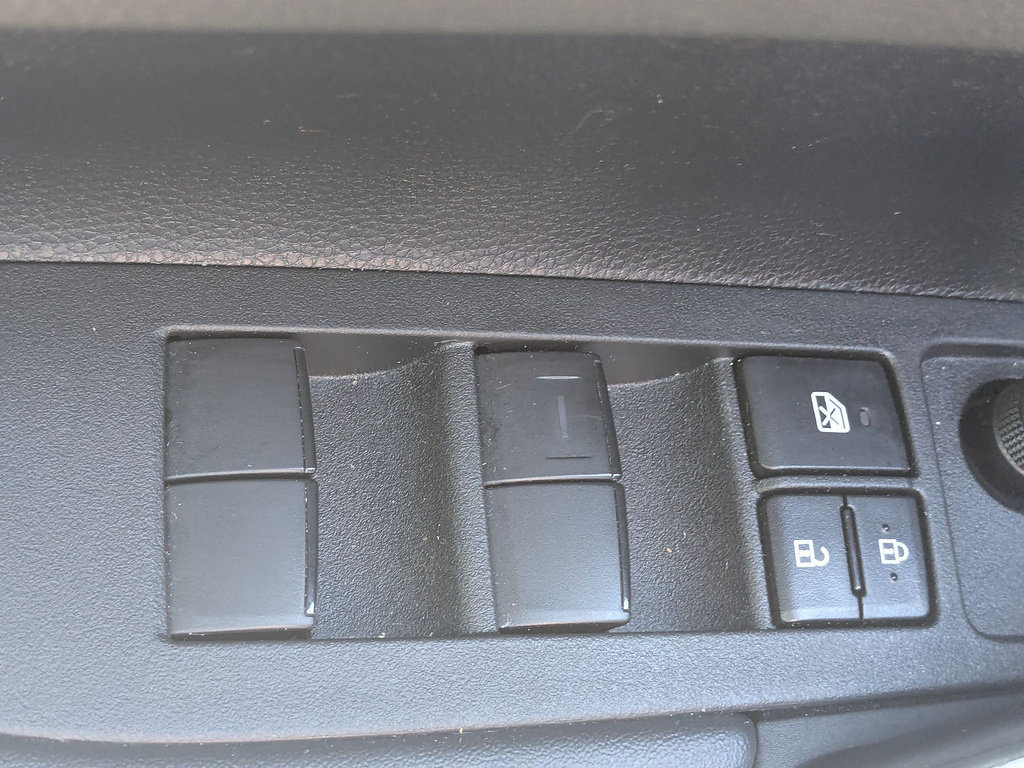 Certified 2025 Toyota Corolla Cross XLE w/ Convenience Package FWD image 12