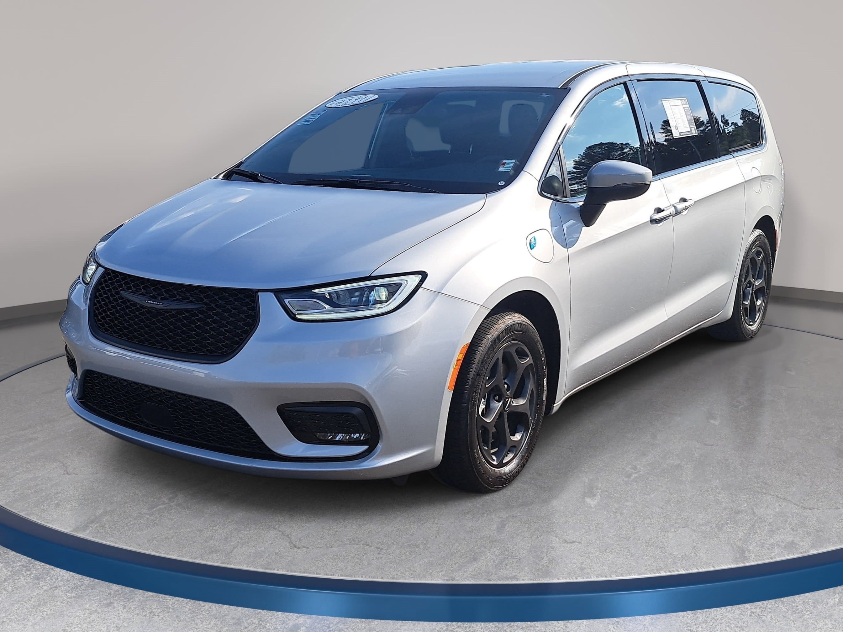 Used 2023 Chrysler Pacifica Touring-L w/ S Appearance Package