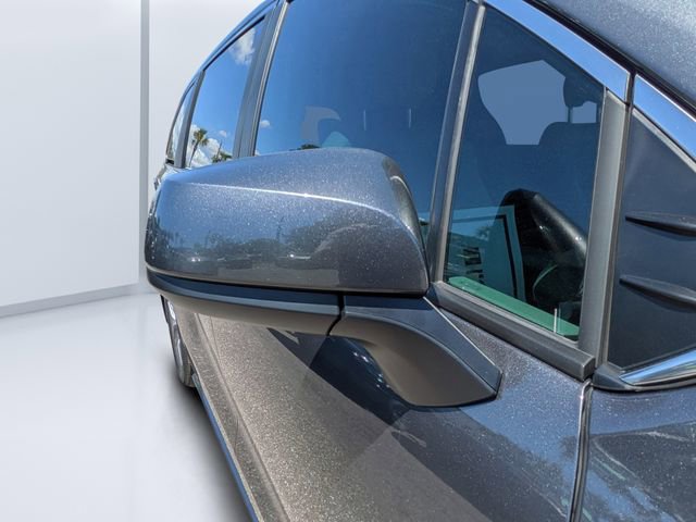 Used 2025 Toyota Sienna XLE w/ XLE Plus Package FWD image 11