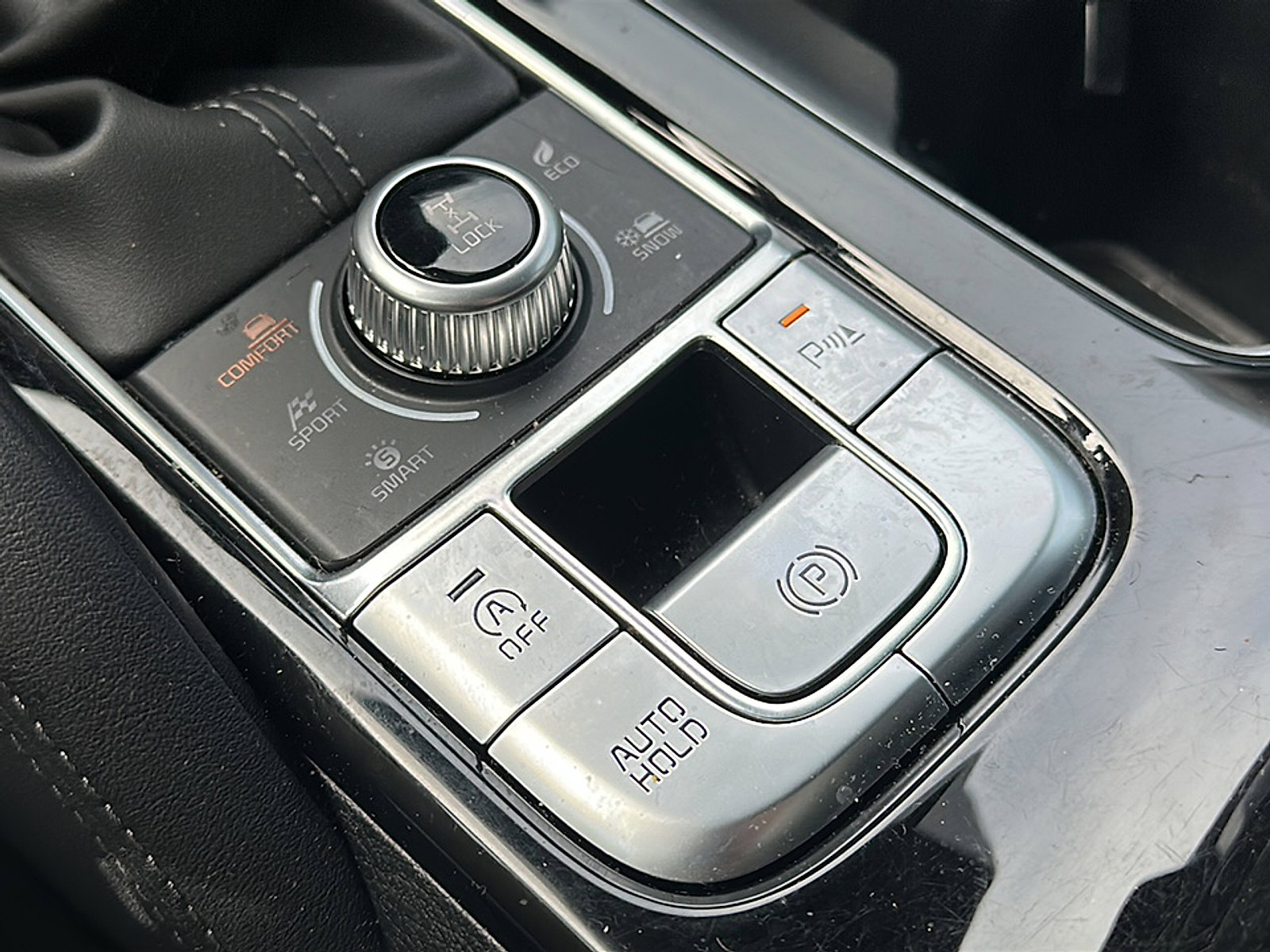 Used 2024 Kia Telluride EX X-Line image 38