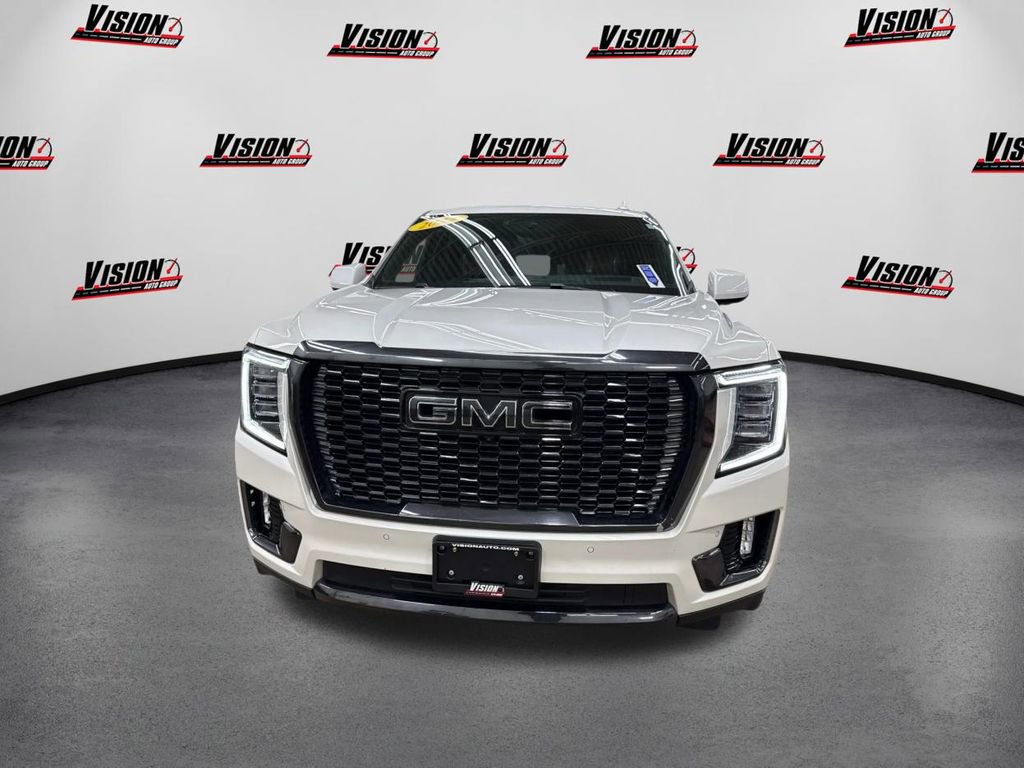 Used 2023 GMC Yukon Denali Ultimate image 2