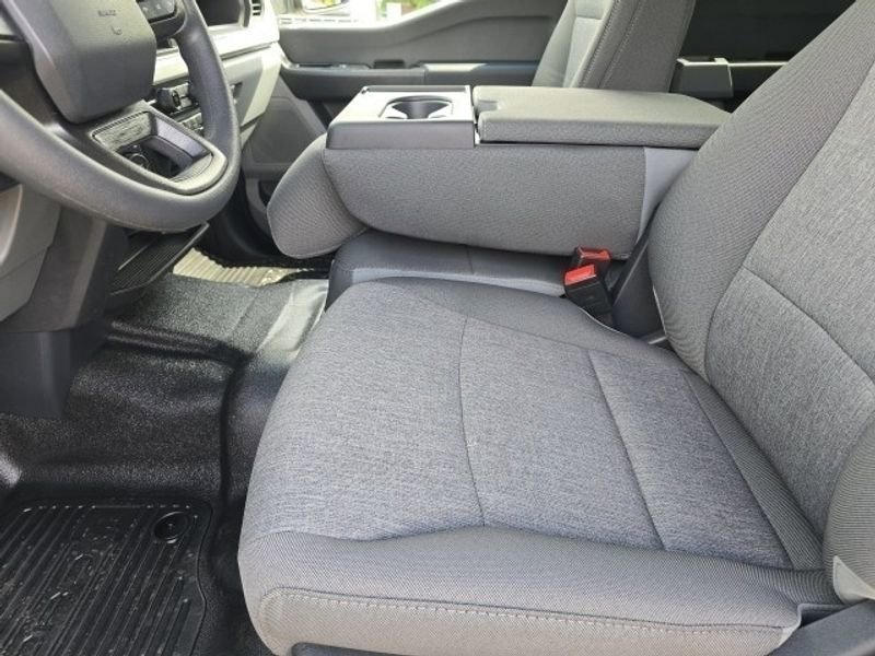 New 2025 Ford F350 XL w/ XL Chrome Package image 10