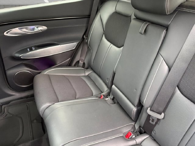 Used 2025 Genesis GV70 3.5T Sport AWD/4WD image 22