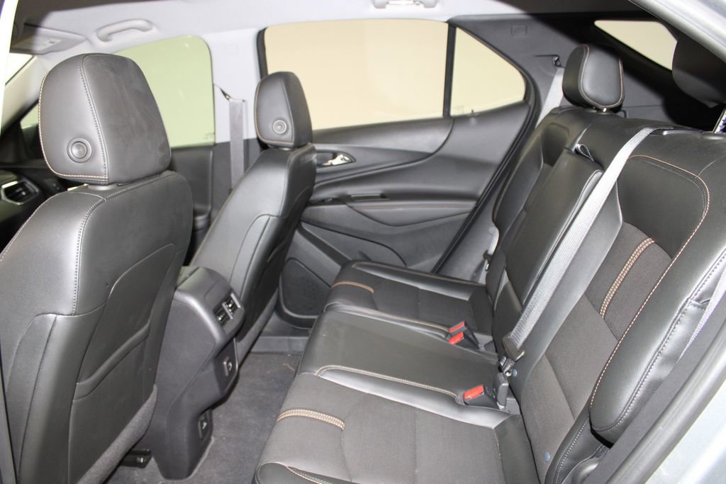 Used 2023 Chevrolet Equinox Premier FWD image 18