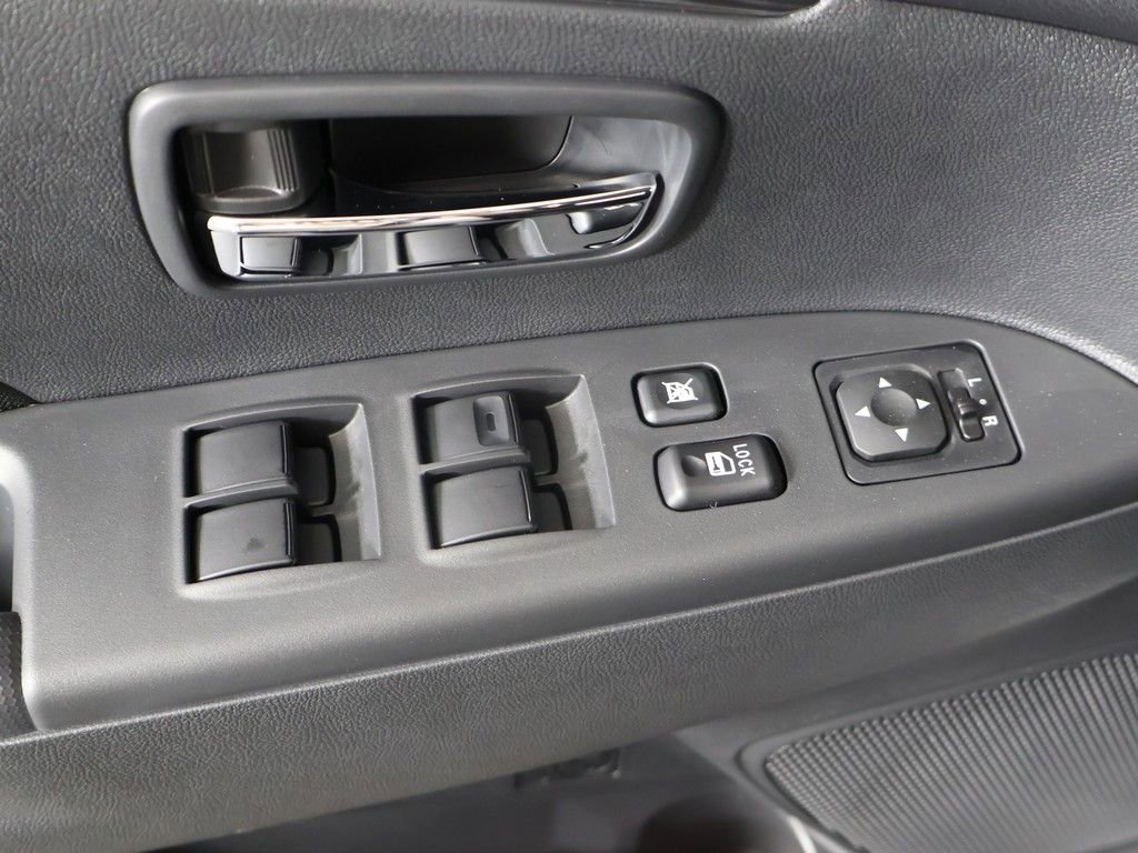 New 2026 Mitsubishi Outlander Sport LE AWD/4WD image 30