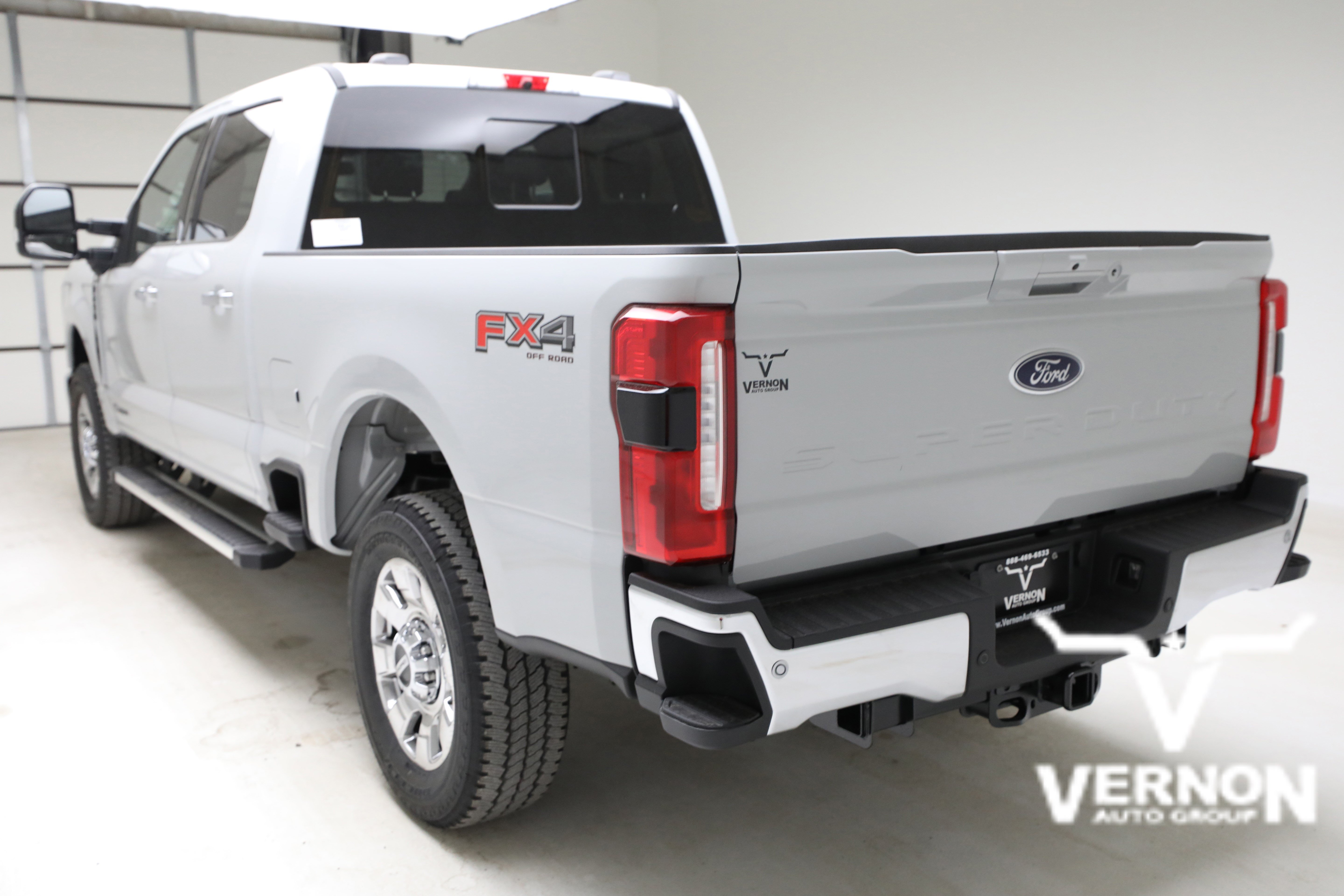 New 2026 Ford F250 Lariat w/ Chrome Package AWD/4WD image 3