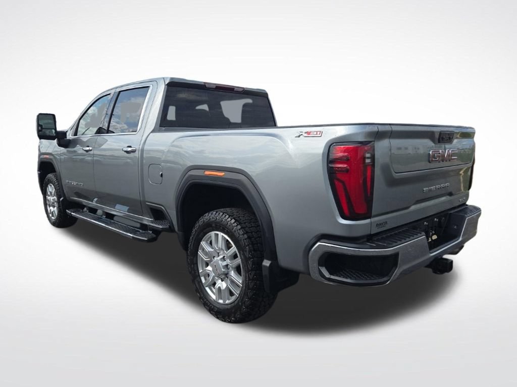 Used 2024 GMC Sierra 3500 SLT AWD/4WD image 6