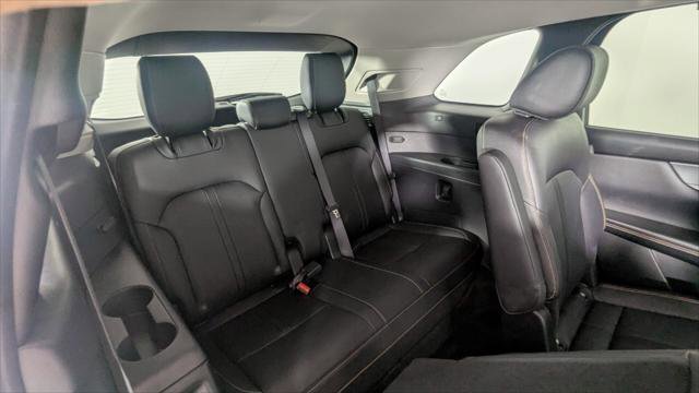 Used 2024 MAZDA CX-90 Plug-In Hybrid w/ Preferred image 18