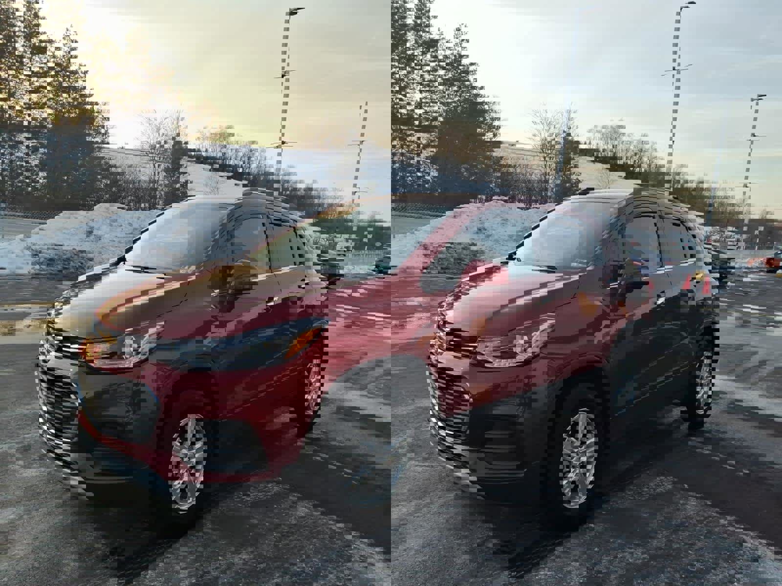 Used 2019 Chevrolet Trax LT w/ Driver Confidence Package image 4