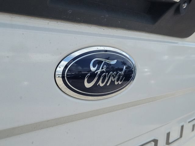 Certified 2022 Ford F250 Lariat w/ Lariat Ultimate Package AWD/4WD image 5
