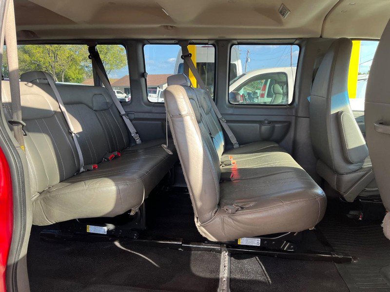 Used 2015 Chevrolet Express 3500 LS image 12