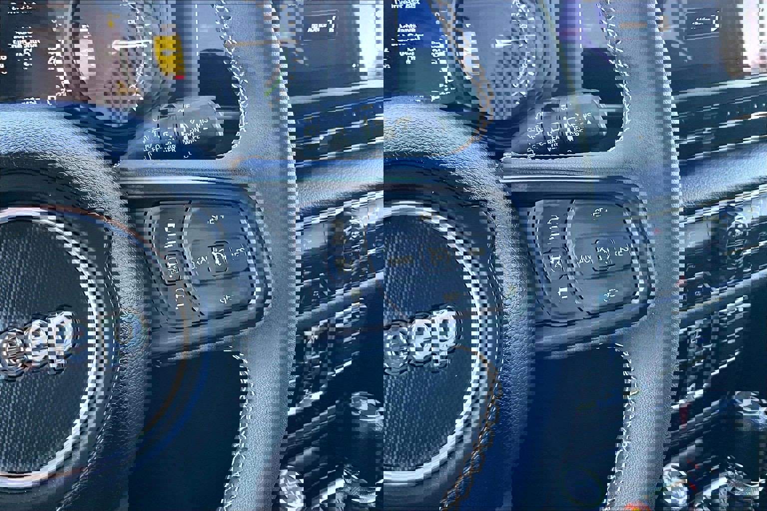 Used 2024 Jeep Wrangler Unlimited AWD/4WD image 19