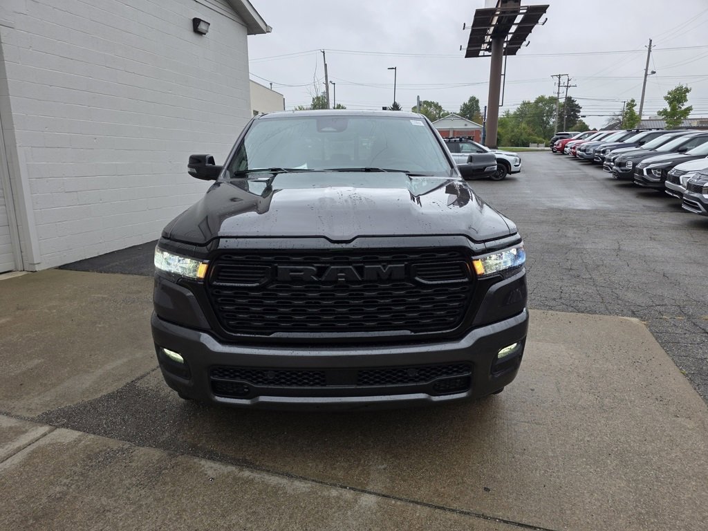 New 2026 RAM 1500 4x4 Crew Cab image 2