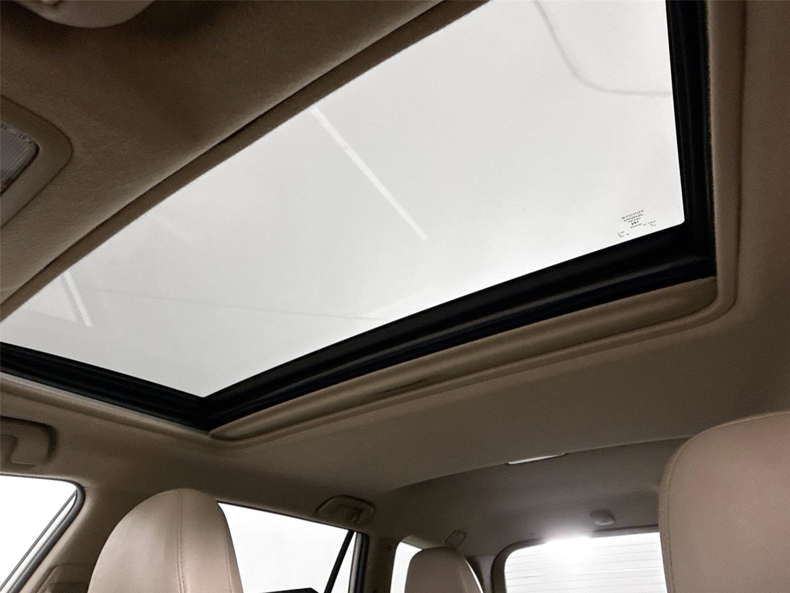 Used 2012 Toyota RAV4 Limited image 6