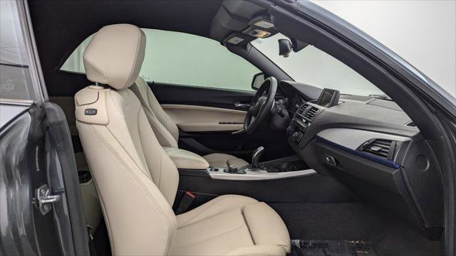 Used 2015 BMW M235i Convertible w/ Premium Package RWD image 14