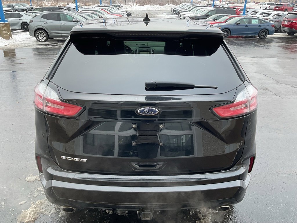 Used 2020 Ford Edge ST-Line w/ Cold Weather Package image 6