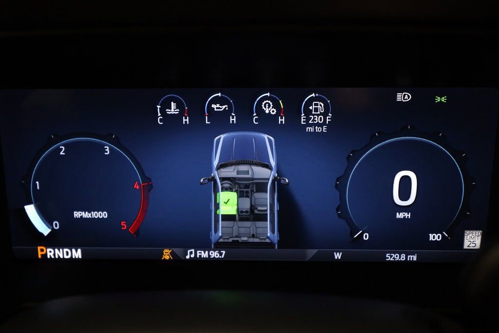 Used 2025 Ford F250 Platinum image 22