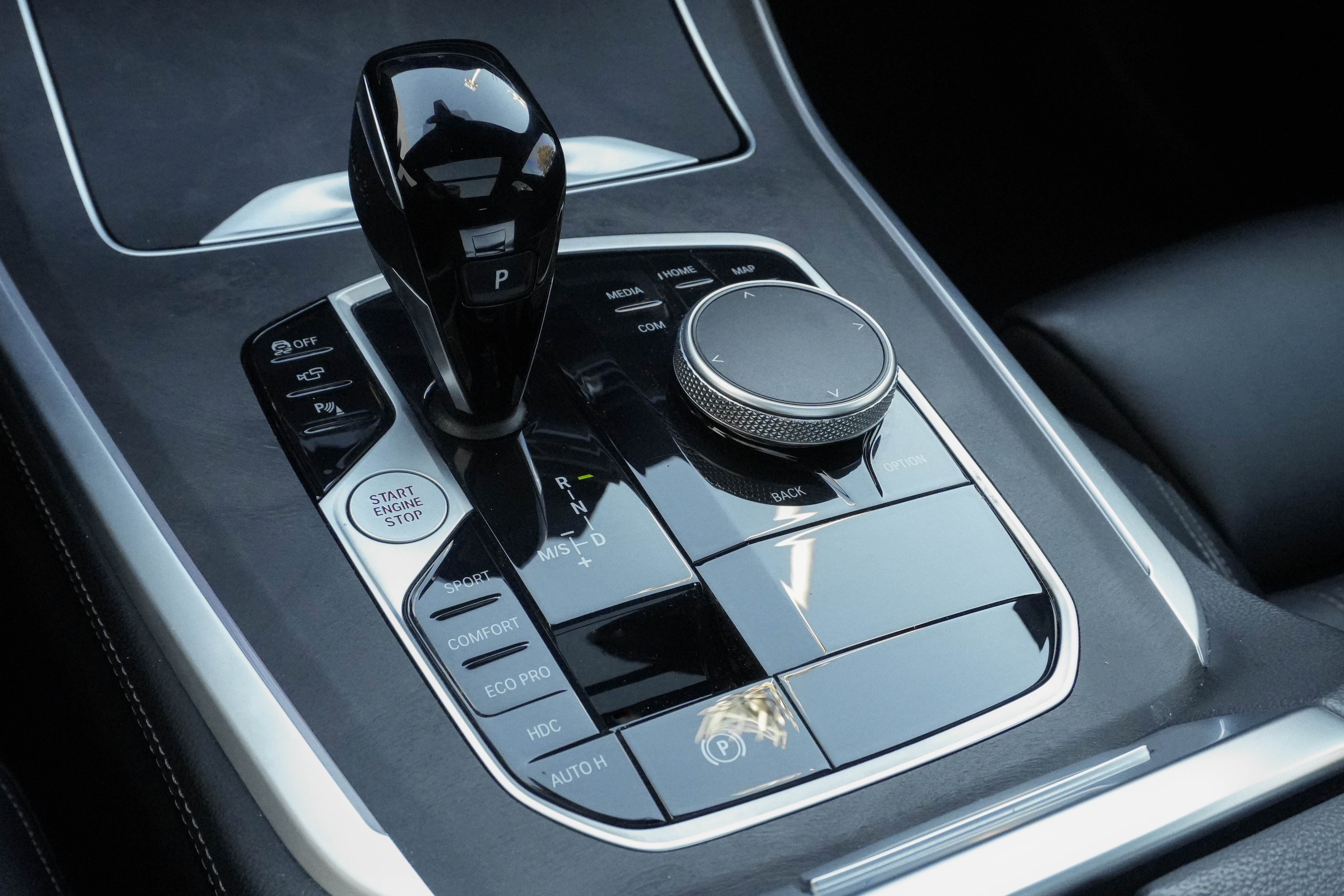 Used 2022 BMW X5 xDrive40i w/ M Sport Package image 24