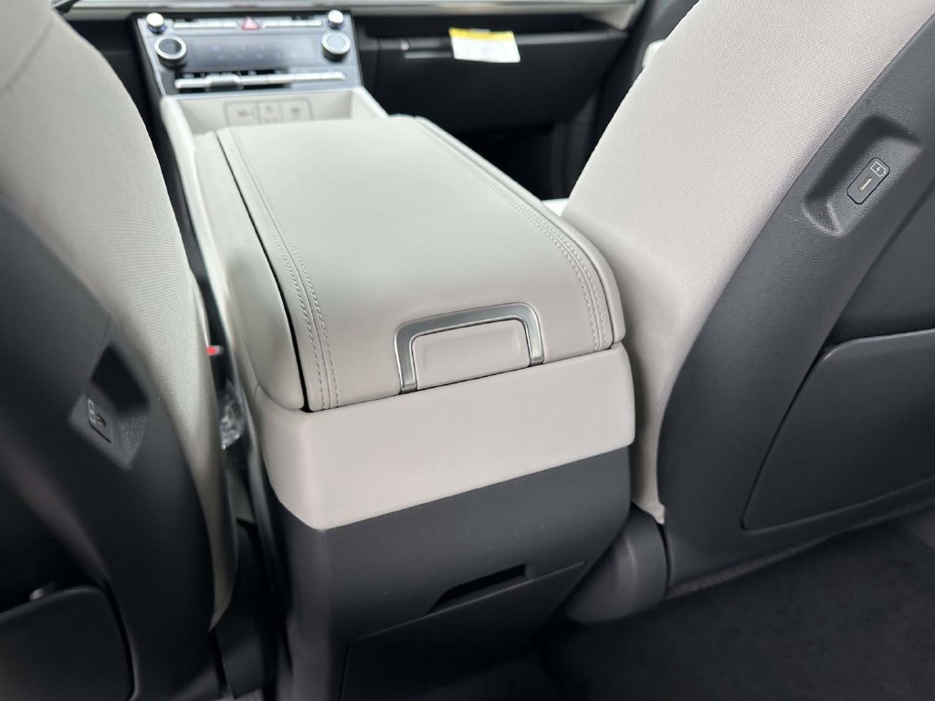 New 2026 Hyundai Santa Fe SE AWD/4WD image 11