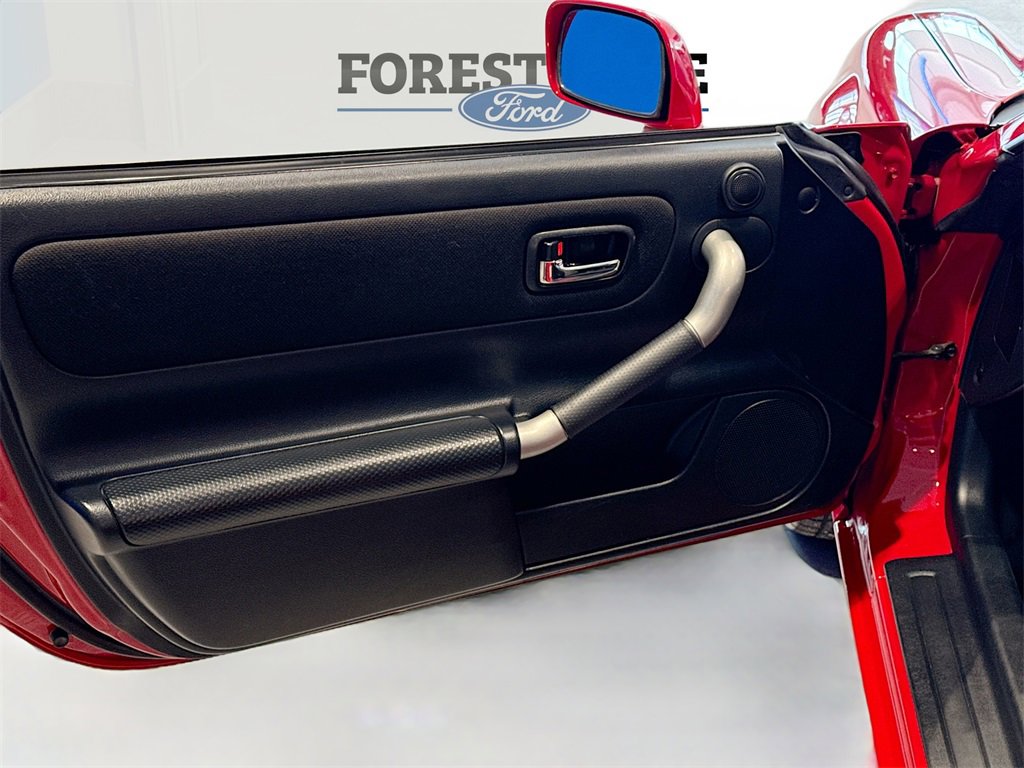 Used 2000 Toyota MR2 image 14