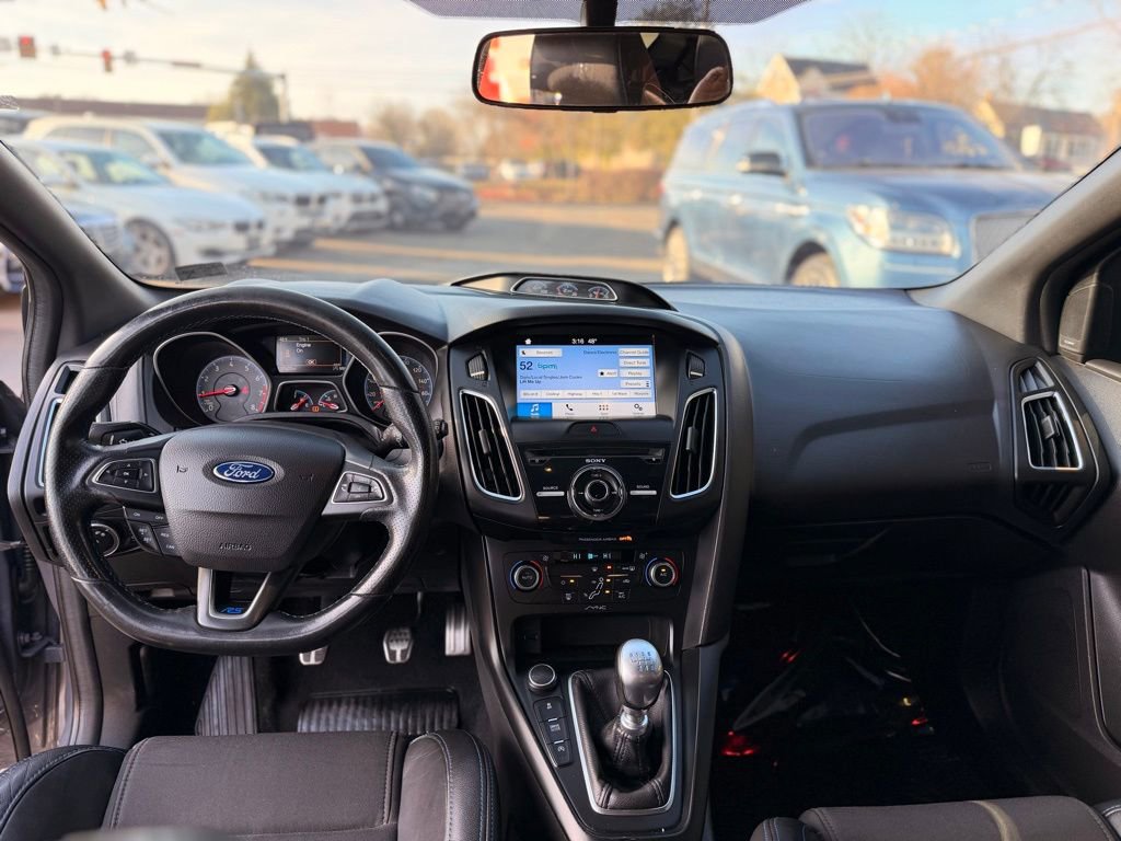 Used 2017 Ford Focus RS image 16