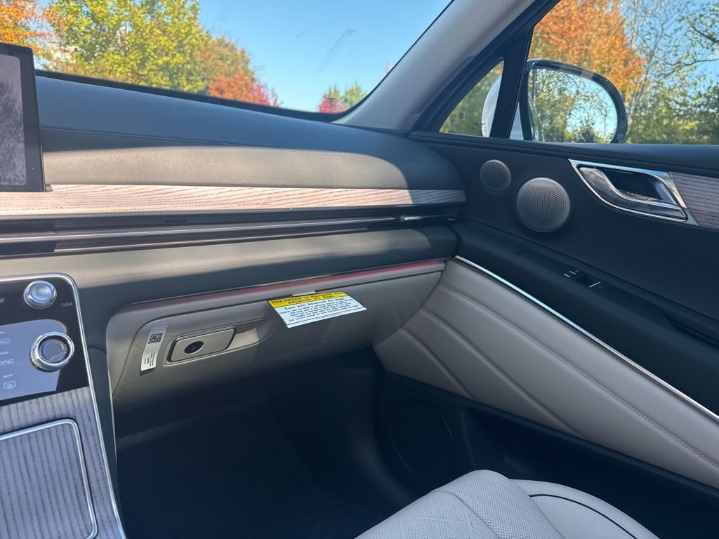 New 2026 Genesis GV80 2.5T Prestige image 24
