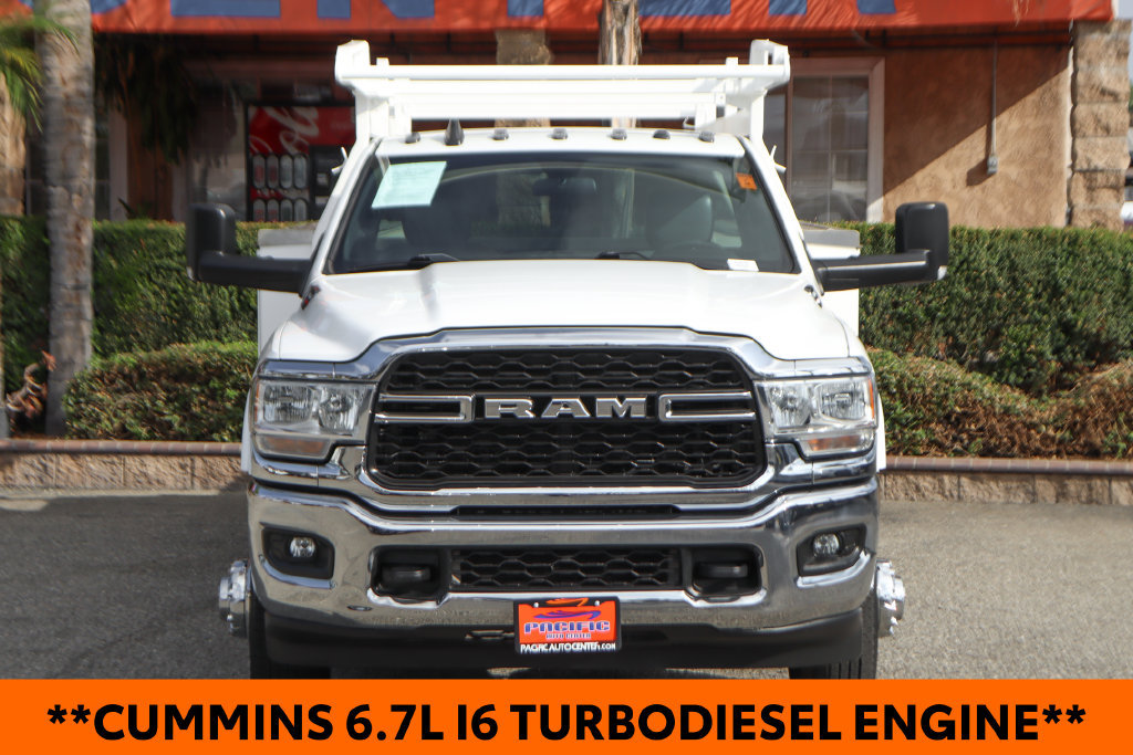 Used 2021 RAM 3500 Tradesman w/ Chrome Appearance Group RWD image 3