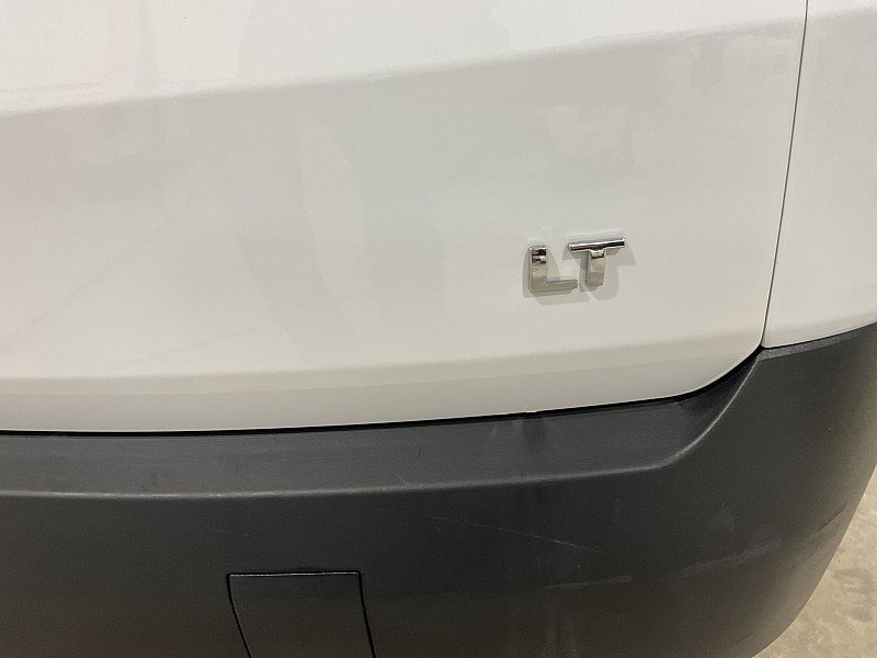 Used 2023 Chevrolet Traverse LT AWD/4WD image 8