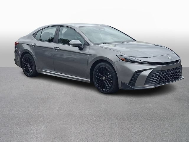 Used 2025 Toyota Camry SE FWD image 3