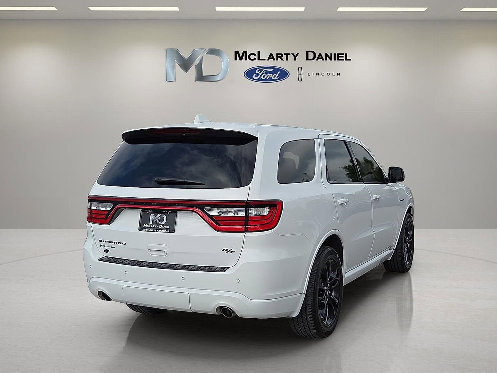 Used 2022 Dodge Durango R/T w/ Blacktop Package AWD/4WD image 5