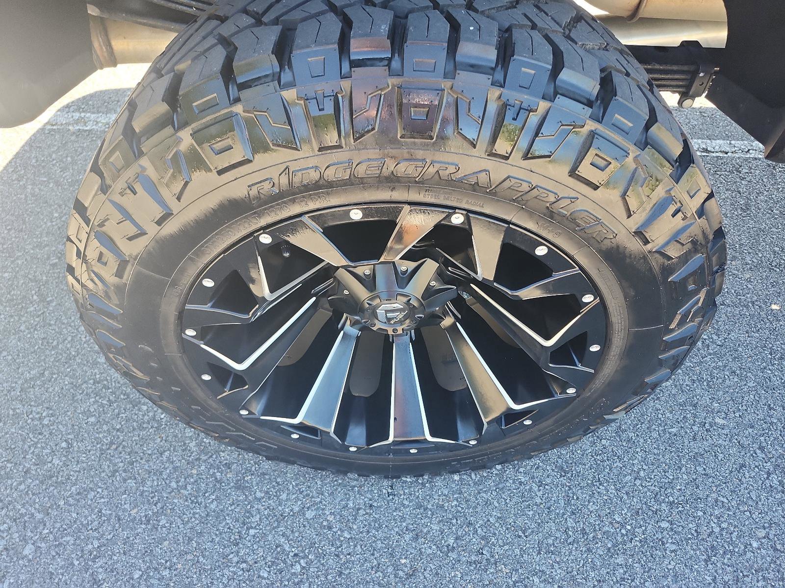 Used 2025 GMC Sierra 2500 Denali Ultimate AWD/4WD image 4