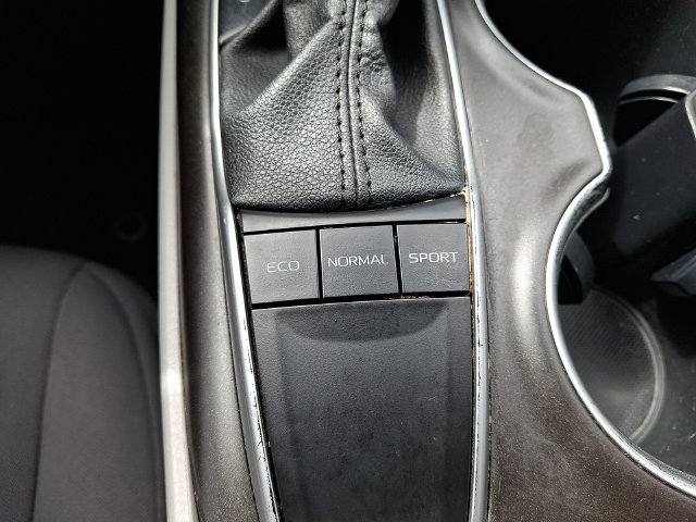 Used 2023 Toyota Camry LE FWD image 21