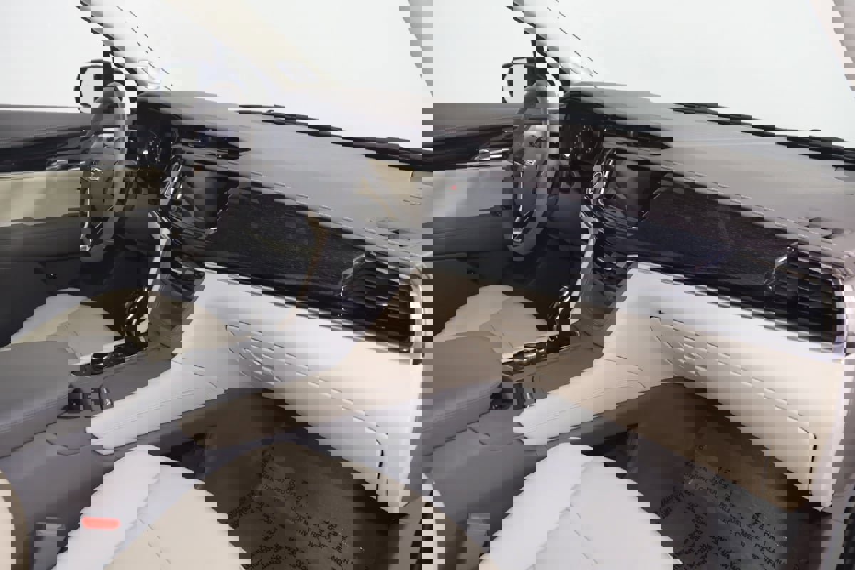 Used 2024 Cadillac XT6 Premium Luxury w/ Technology Package image 28