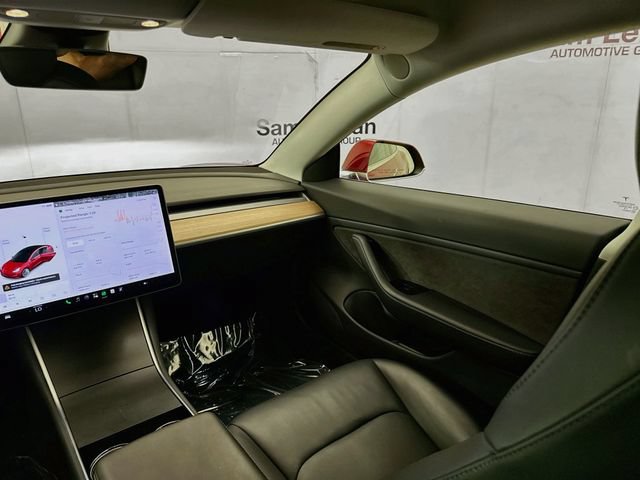 Used 2018 Tesla Model 3 Long Range RWD image 23