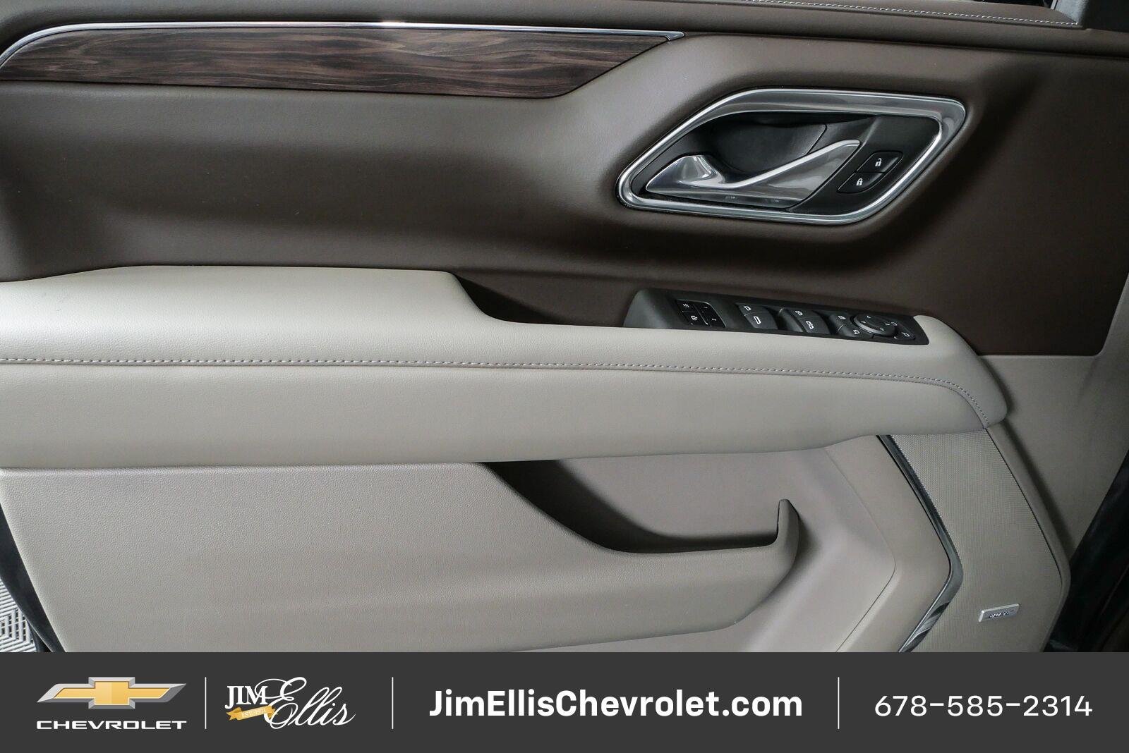 Certified 2023 Chevrolet Tahoe Z71 w/ Luxury Package AWD/4WD image 7