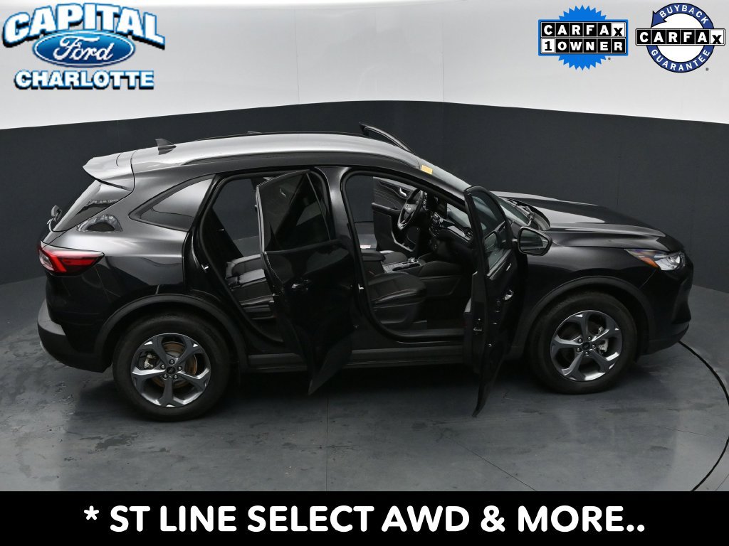 Used 2025 Ford Escape ST-Line Select AWD/4WD image 31