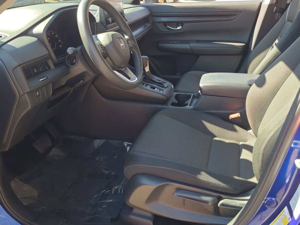 Used 2025 Honda CR-V LX image 11