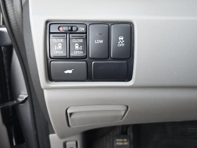 Used 2016 Honda Odyssey EX-L image 29