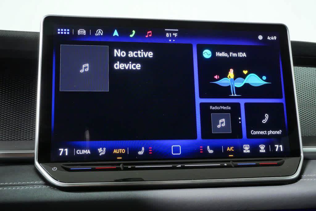 Certified 2025 Volkswagen Tiguan SE R-Line FWD image 14