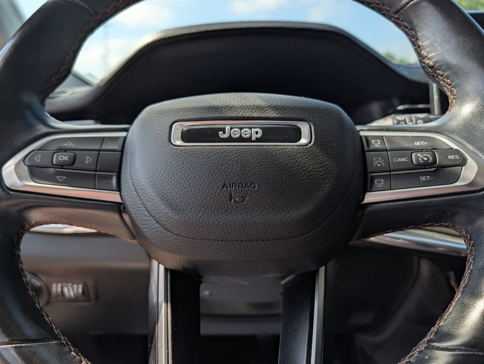 Used 2022 Jeep Compass Limited AWD/4WD image 26