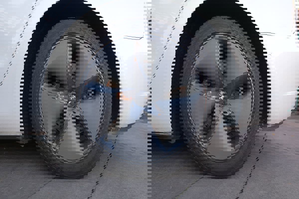 Used 2020 Tesla Model 3 Standard Range Plus image 37