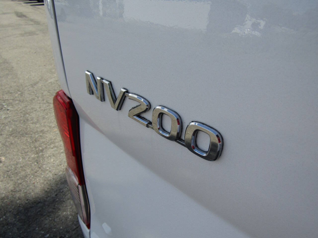 Used 2021 Nissan NV200 S w/ Back Door Glass Package FWD image 32