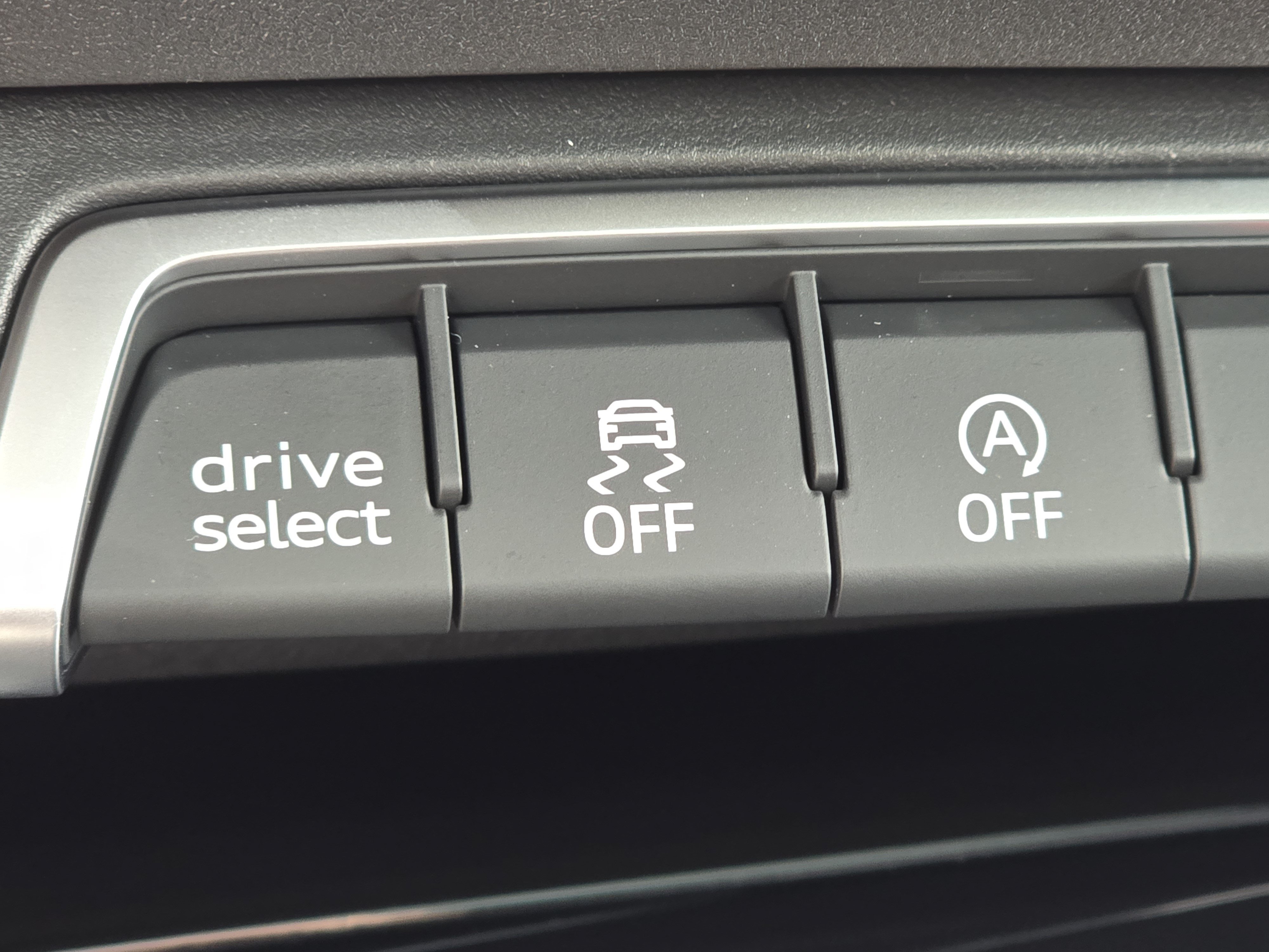 New 2026 Audi Q3 quattro 2.0T AWD/4WD image 14