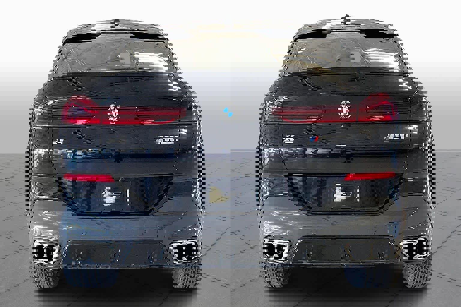 Used 2026 BMW X6 M60i image 4