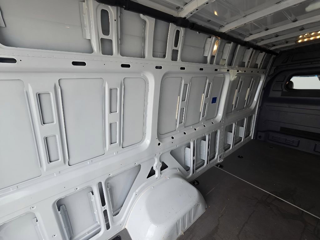 Used 2022 Mercedes-Benz Sprinter 3500 w/ Parking Package image 15