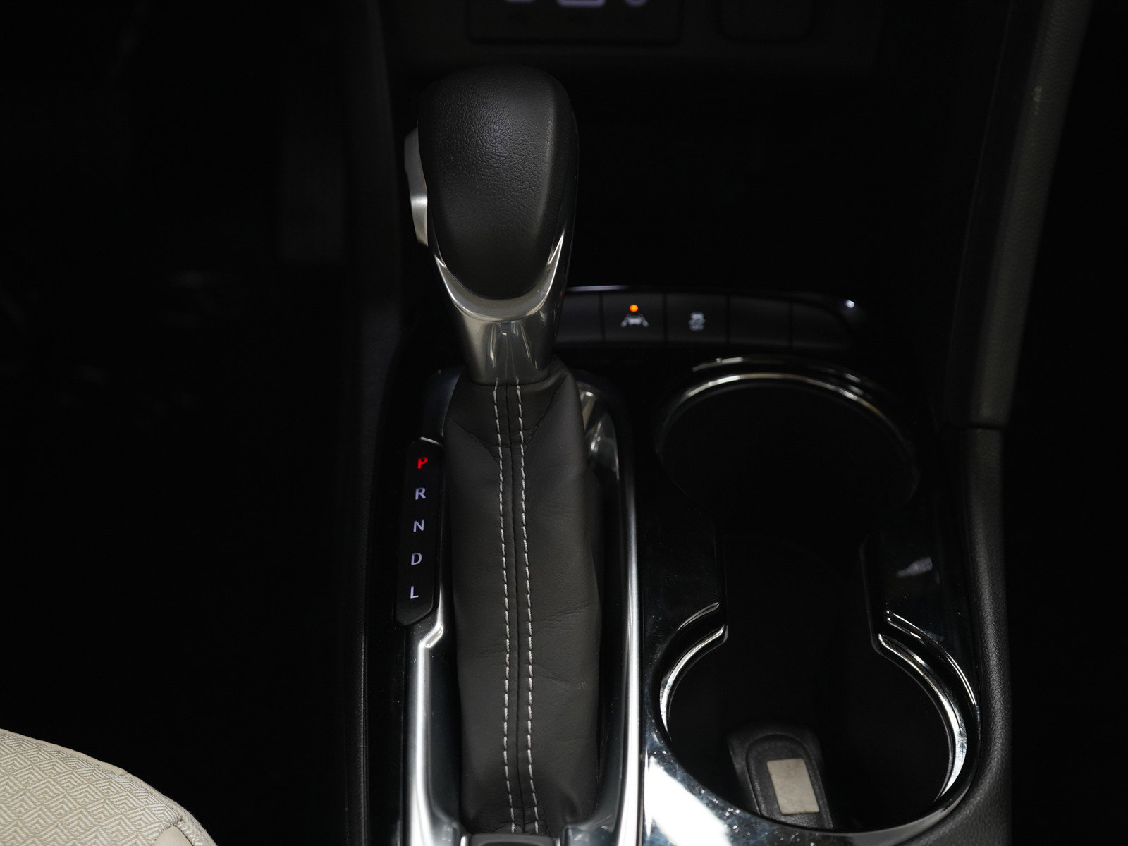 Used 2023 Buick Encore GX Preferred w/ Cold Weather Comfort Package FWD image 19